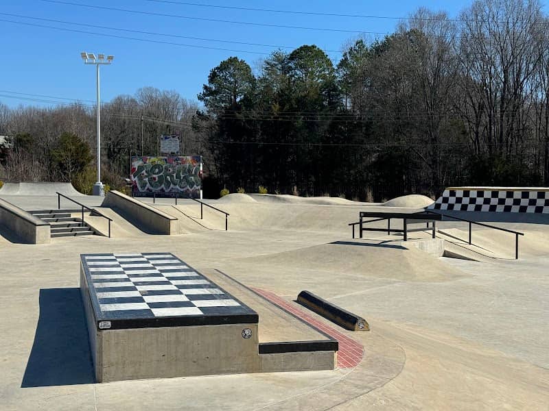 Mooresville Skate Park - Image 2