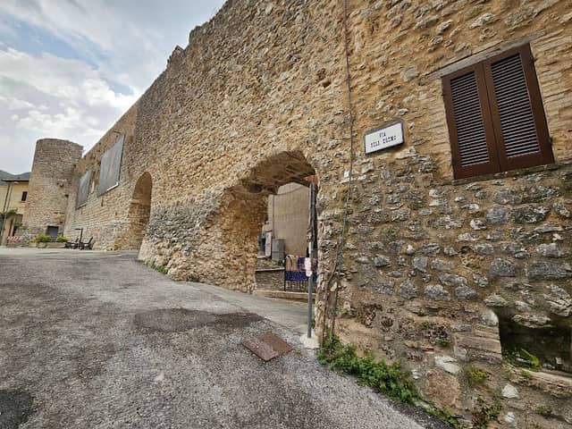 Mura medievali - Image 1