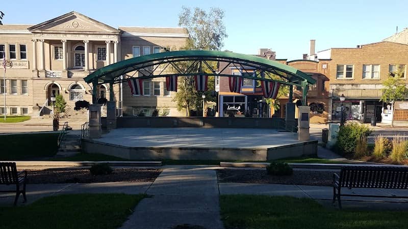 Courthouse Park - Image 1