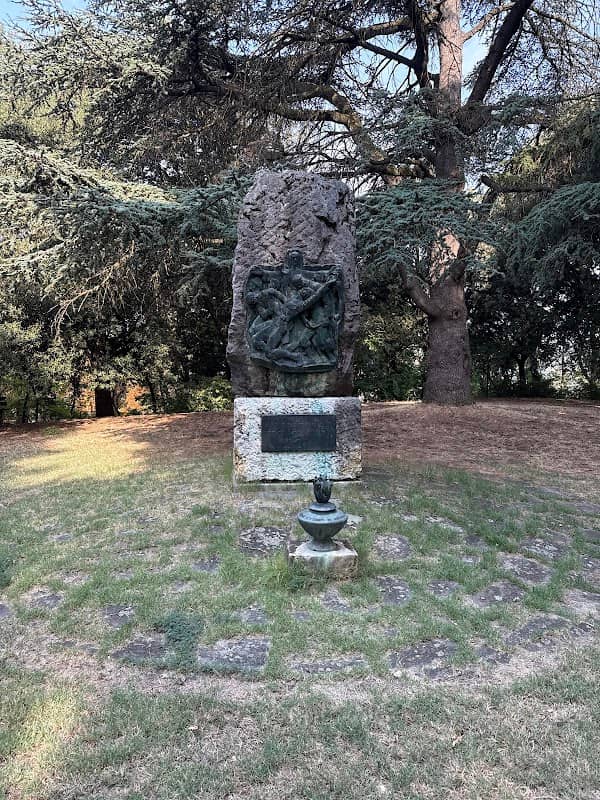 Monumento ai caduti e dispersi del 38esimo reggimento - Image 1