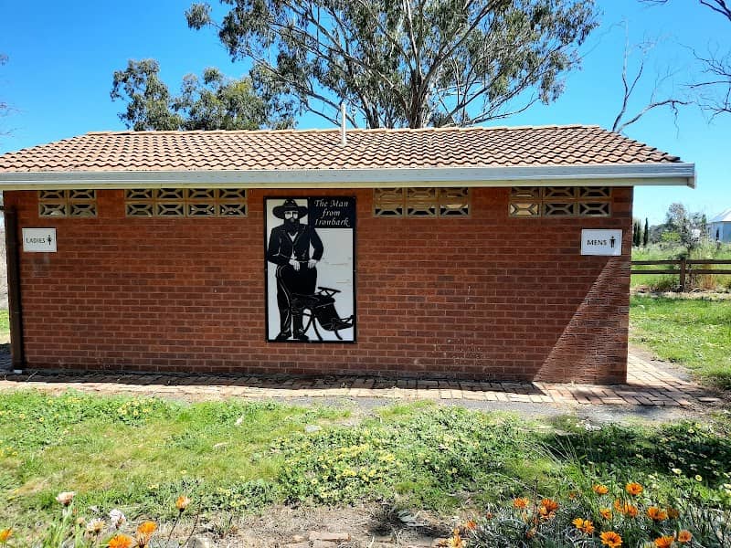 Moxon Park - Image 2