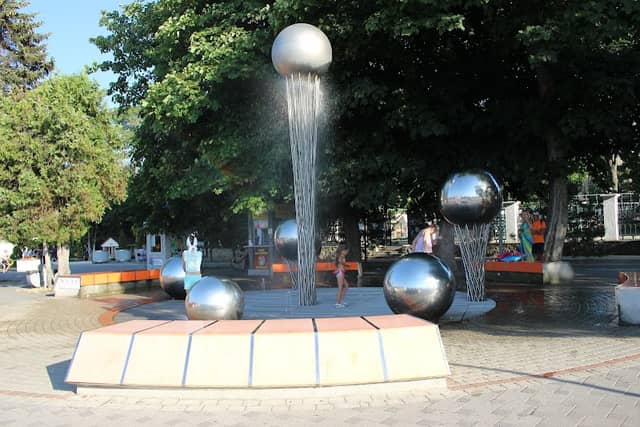 Fountain Pearl of Anapa - Image 1