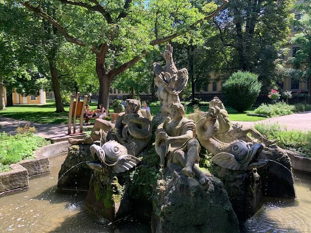 Vier-Flüsse-Brunnen - Image 2