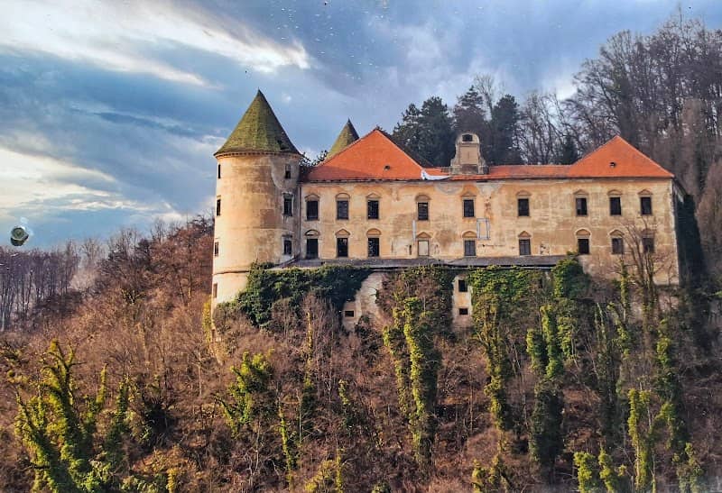 Podčetrtek Castle - Image 1