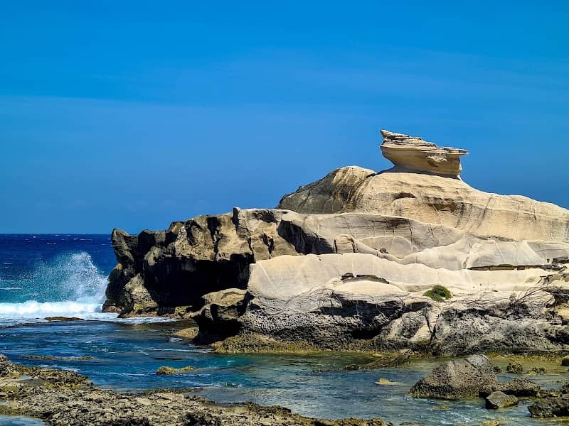 Kapurpurawan Rock Formation - Image 1