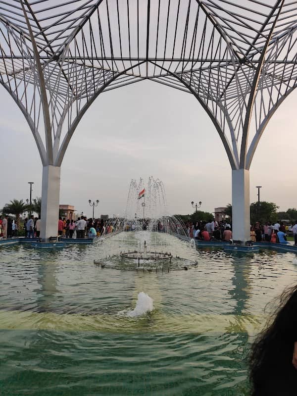 City Park - Image 1