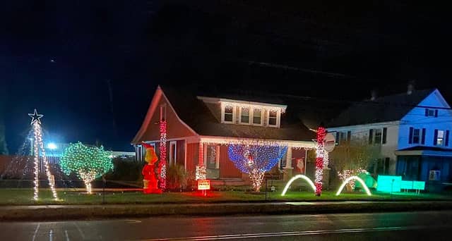 Elbourn Electrical Services Christmas Light Show - Image 1