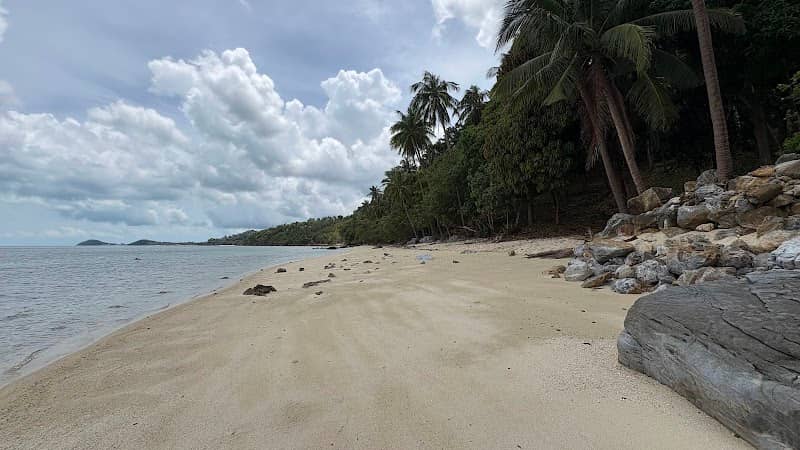Secret beach - Image 1