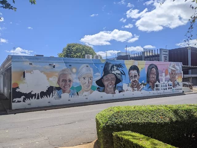Gallery Lane Street Art - Image 1
