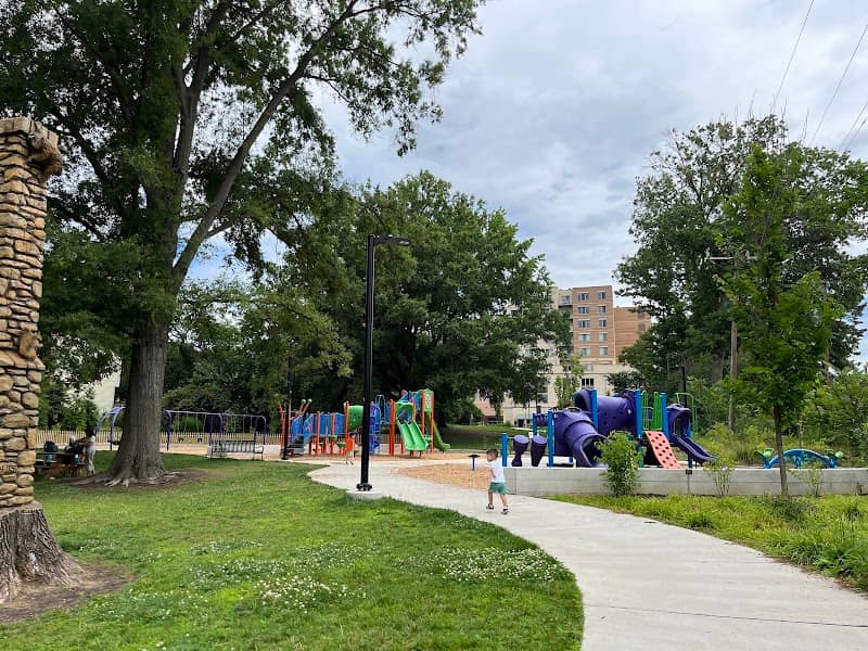 Big Chimneys Park - Image 1