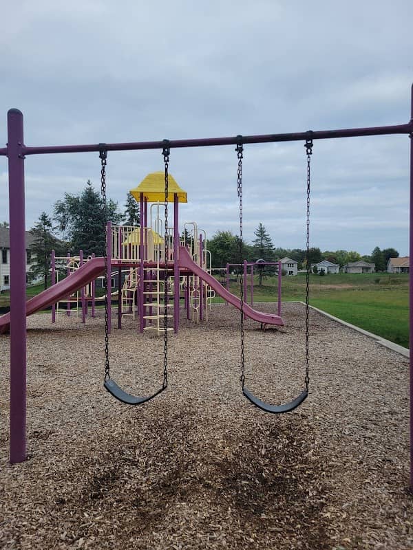Riverside Park - Image 2