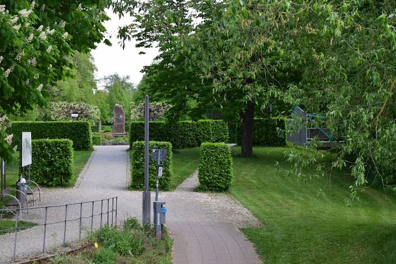 Loretto Park - Image 1