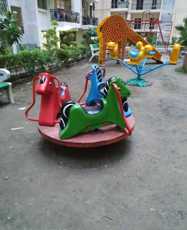 Noida park - Image 2