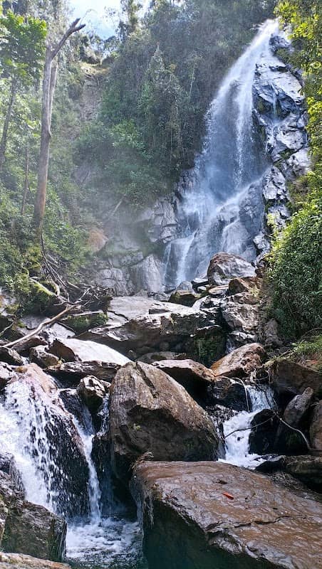 Cascada Los Cachos - Image 1