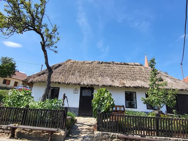Došková chalupa - vesnické muzeum - Image 1