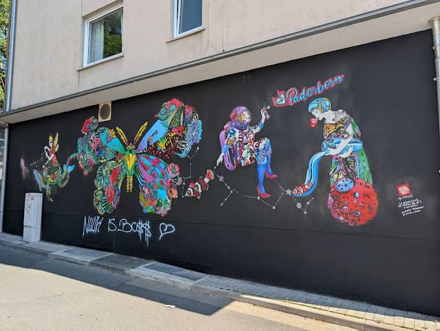 Graffiti Sarah_Lembo - Image 1