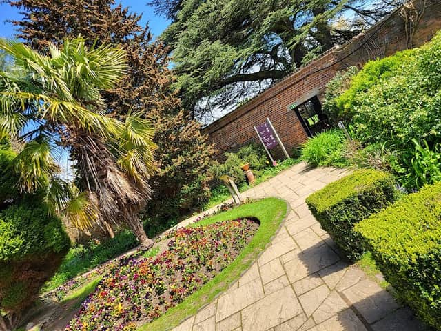 Stockwood Park - Image 2