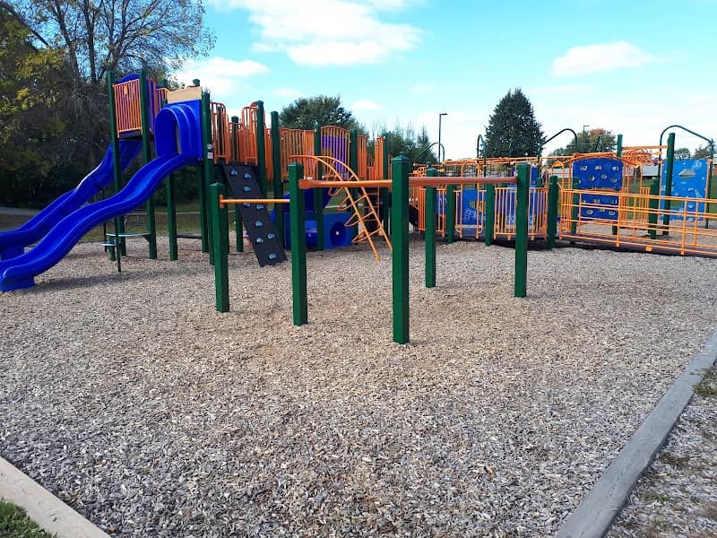 Thomson Park - Image 1