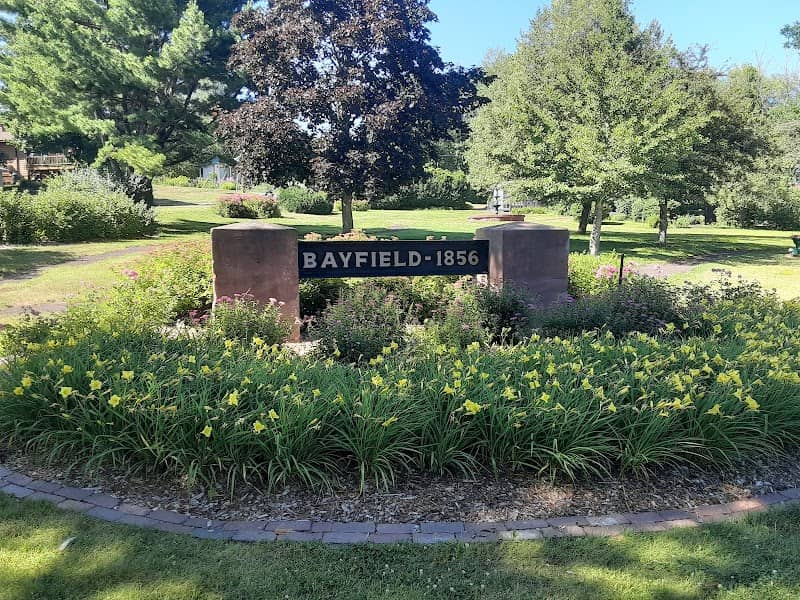 Fountain Garden Park - Image 2