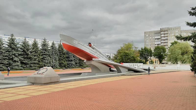 Pamyatnyy Znak Moryakam-Baltiytsam - Image 1