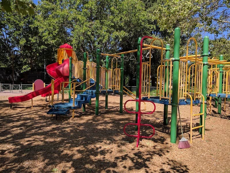 Willow Oaks Park - Image 2