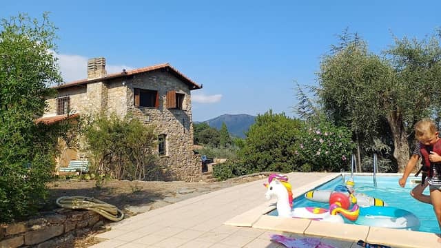 Cross beusi - Image 1