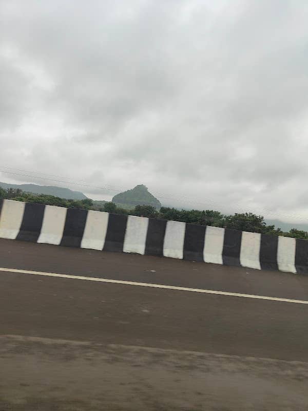 Daulat Hills - Image 2