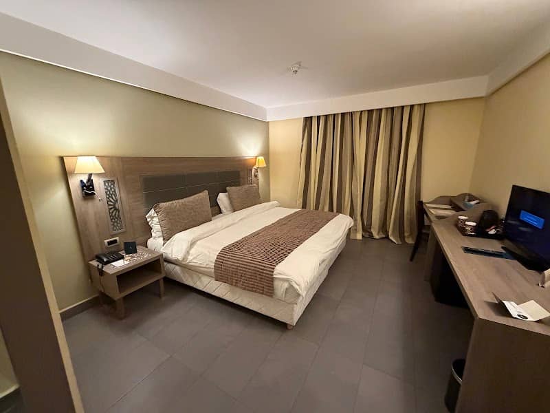 Atlas Sky Hôtel - Image 1