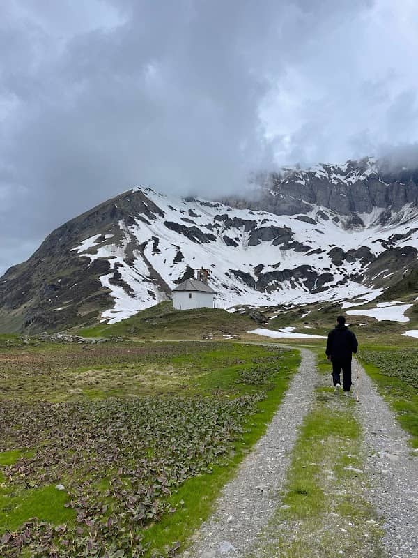 Grindelwald glacier canyon path - Image 1