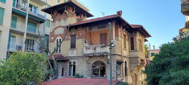Zabytkowy dom - Image 1