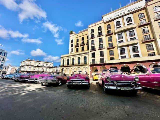 Oldtimer Cars for Tourist - Image 1