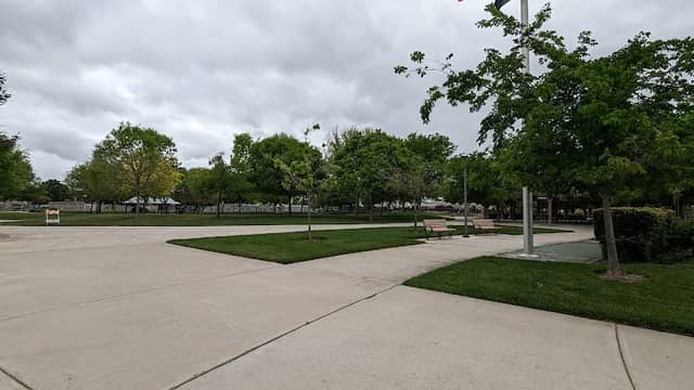 Veterans Park - Image 2