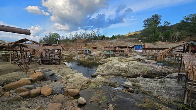 Pinaglabanan River Parking Area - Image 2