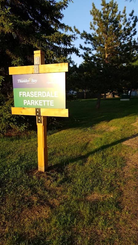 Fraserdale Parkette - Image 1