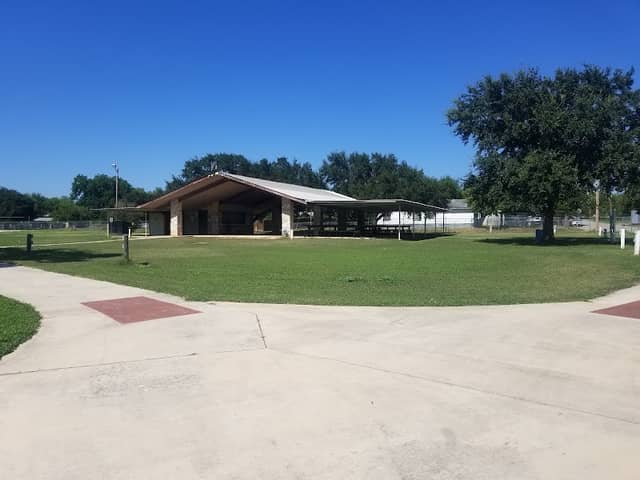 Poteet Canyon Park - Image 2