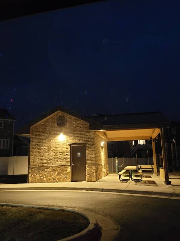 Prairie Oaks Park - Image 1