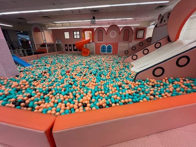 Kids Castle - Image 2