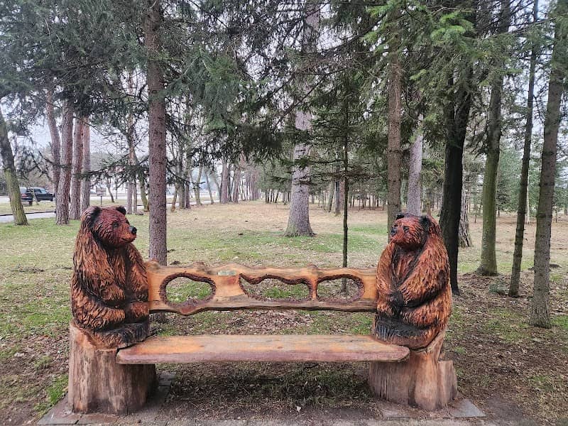 Туристическа градина - Image 1