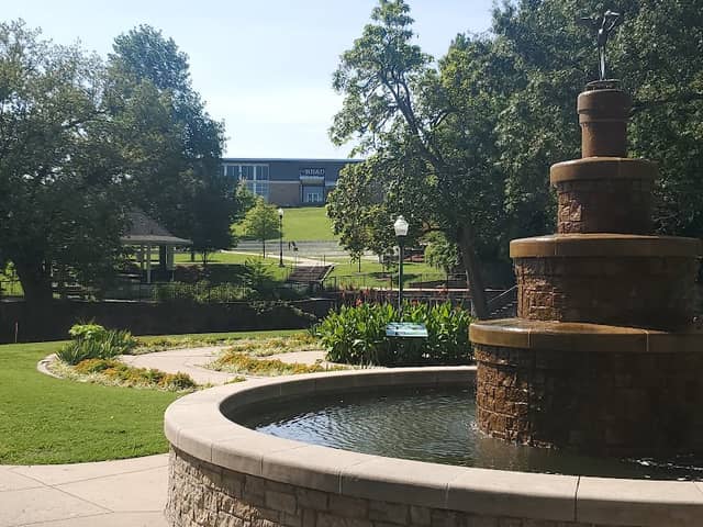 Twin Springs Park - Image 1