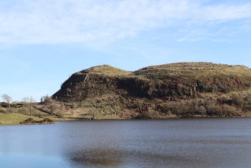 Duncarnock Fort (The Craigie) - Image 1