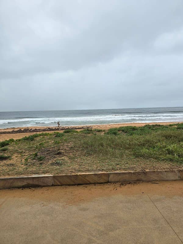 Summer Bay Surf Life Saving Club - Image 1