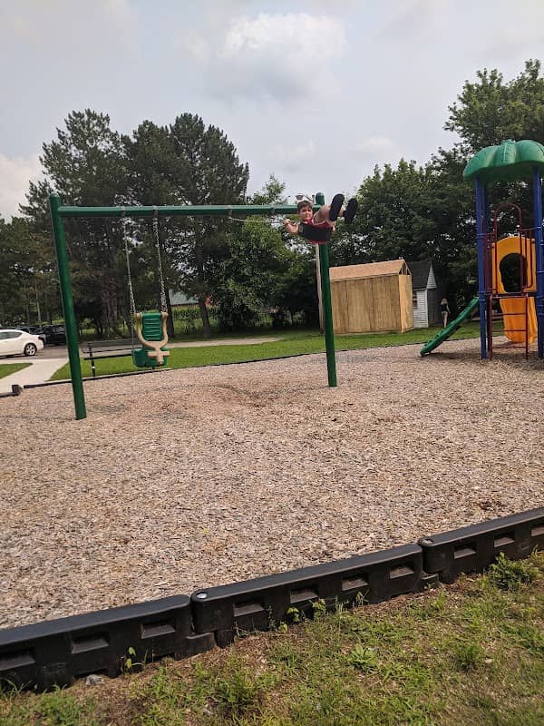 Laurel Park - Image 1