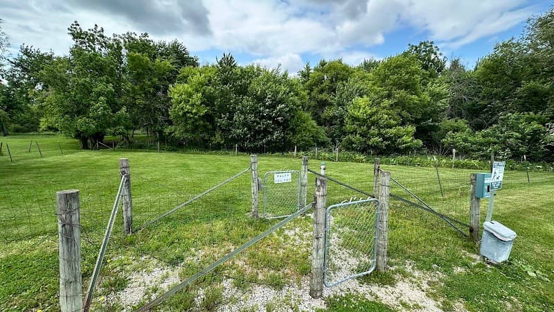 Dog park - Image 1