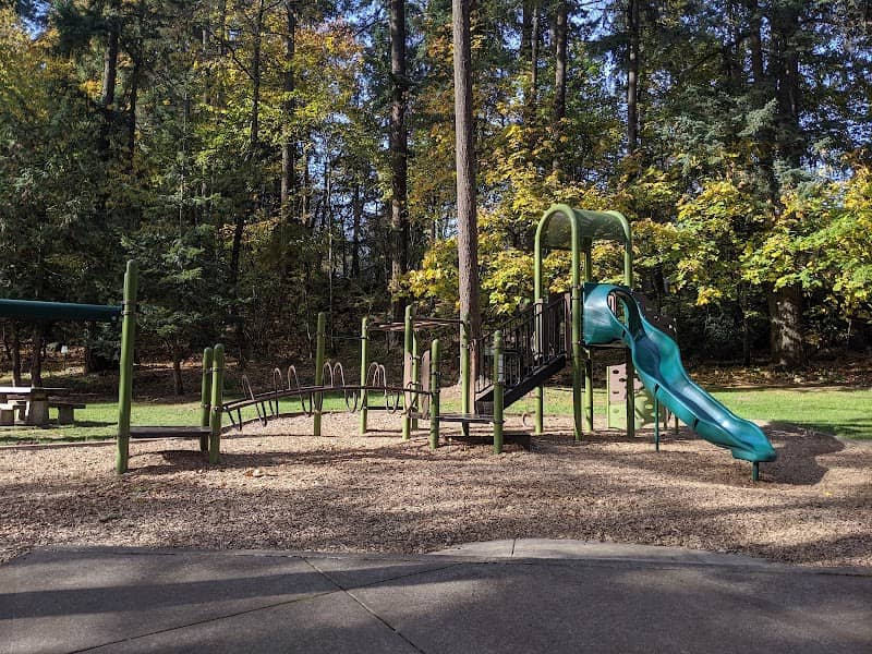 Waluga Park - East - Image 1