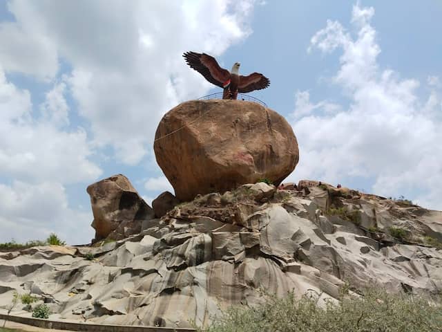 Lepakshi Pushkarni - Image 1
