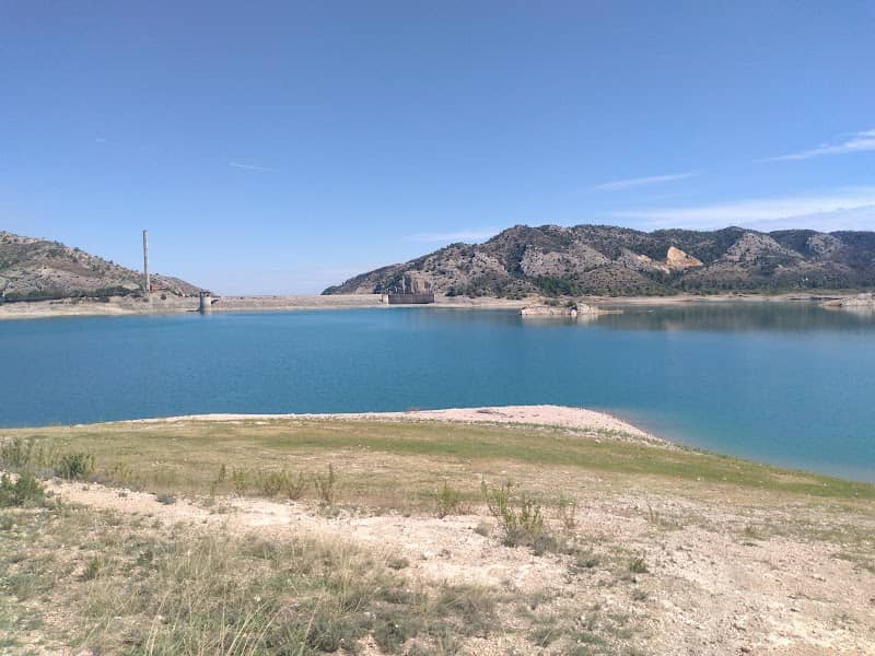 Merendero Embalse de Calanda - Image 1