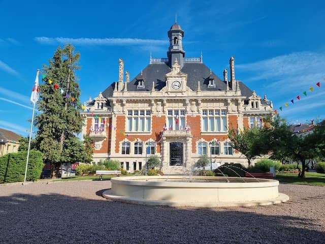 Jardins de l'Hôtel de Ville - Image 1