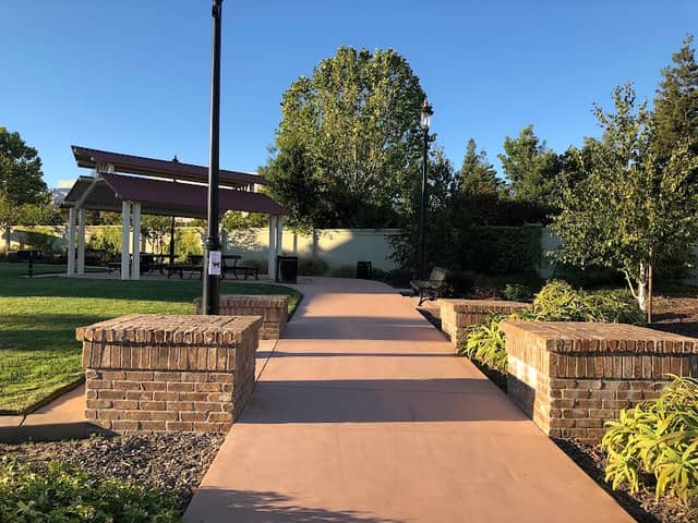 Sierra Park - Image 2