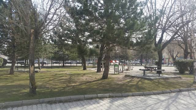 Park - Image 1