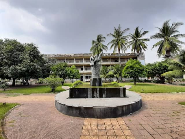 Tuol Sleng Genocide Museum - Image 2